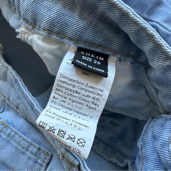 SHEIN light wash distressed midrise flare jeans 26 - Picture 2 of 5